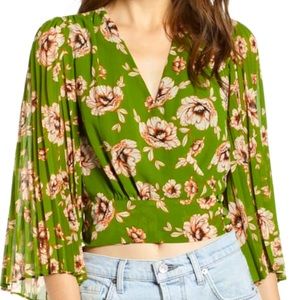 ASTR Green Floral Pleated Sleeve Wrap Top